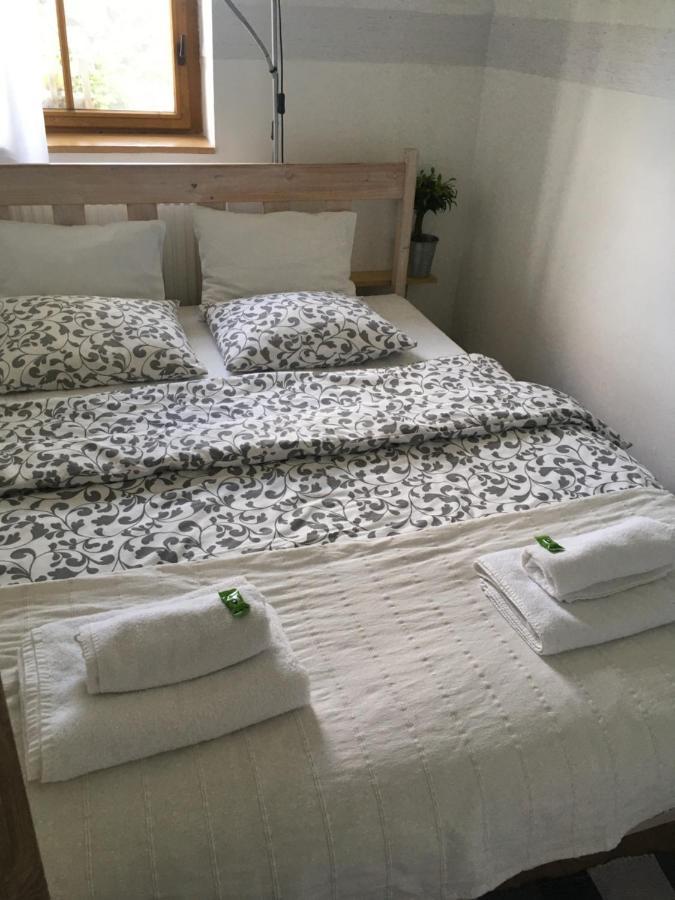 Apartman U Pamatneho Stromu Apartment Ceska Lipa Exterior photo